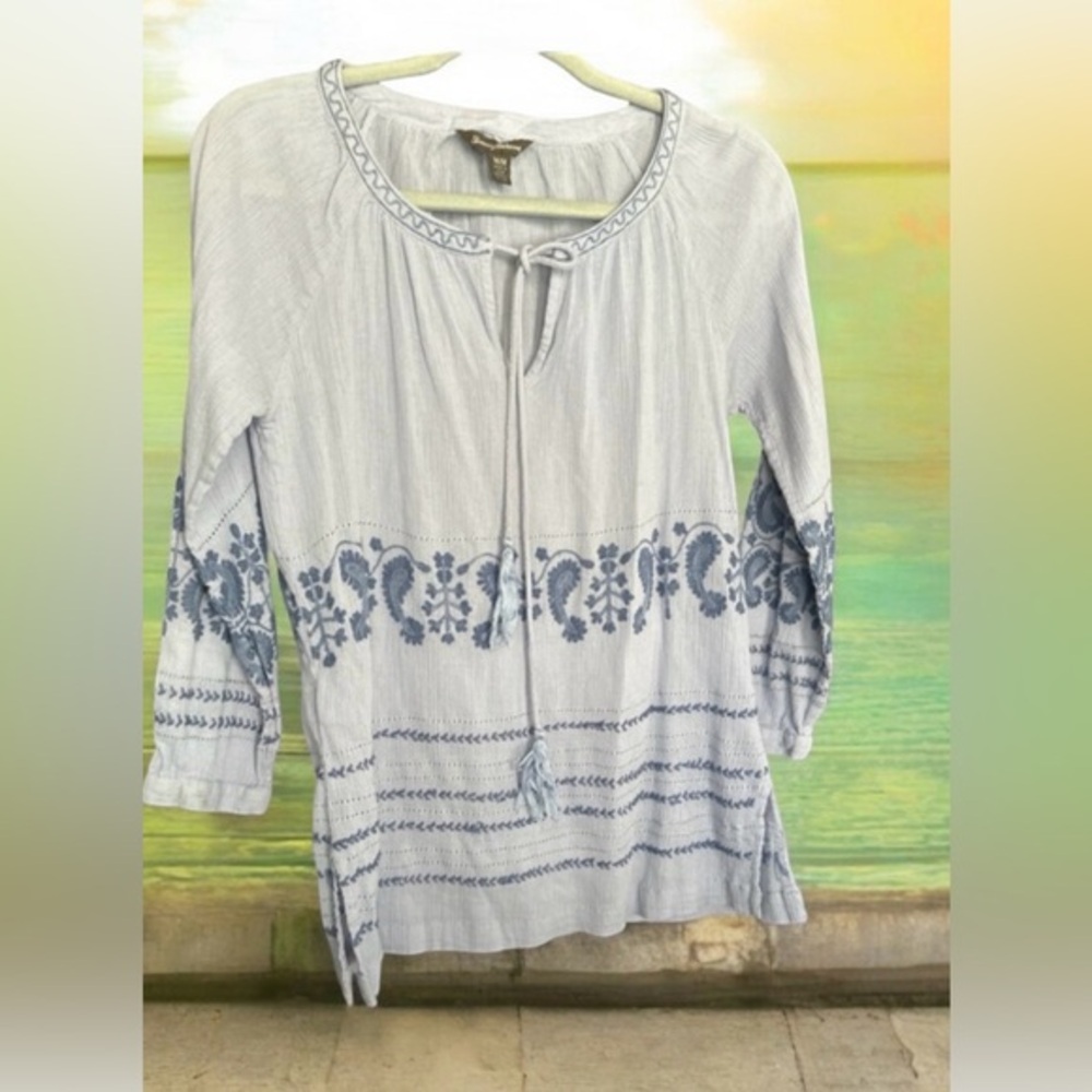Tommy Bahama Sz M 100% Cotton Embroidered  Top Boho Peasant Resort Beach Coastal